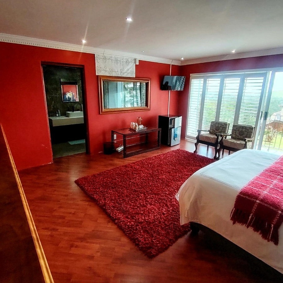 5 Bedroom Property for Sale in Beacon Bay Eastern Cape